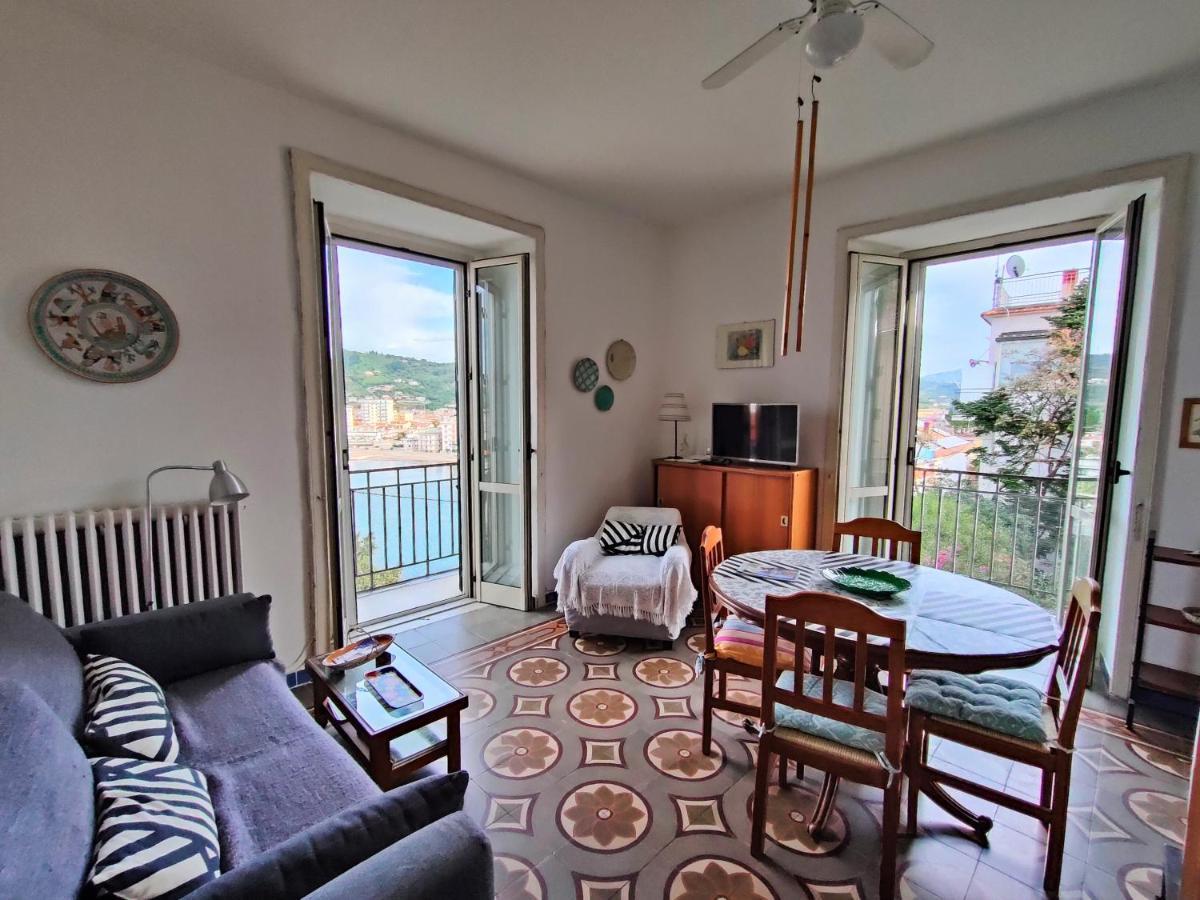 Panoramic Apartments In Villa In Center "The Beach And The Cliff" 1 Агрополи Екстериор снимка