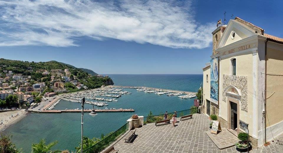 Panoramic Apartments In Villa In Center "The Beach And The Cliff" 1 Агрополи Екстериор снимка
